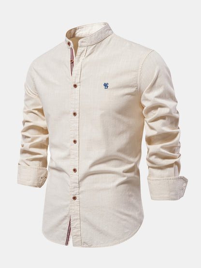Long-sleeved linen stand-up collar shirt.