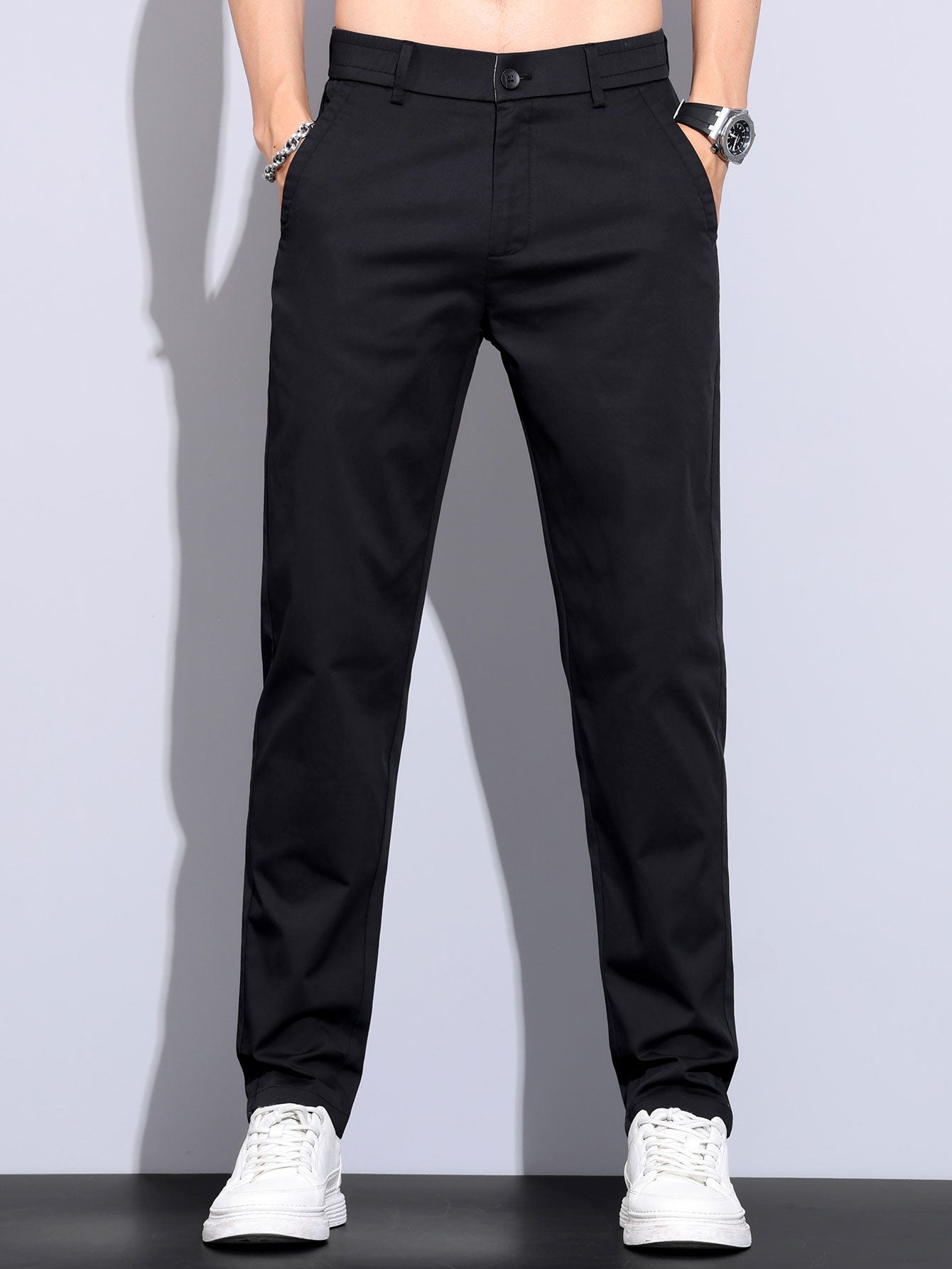 Elastic waistband and straight leg pants