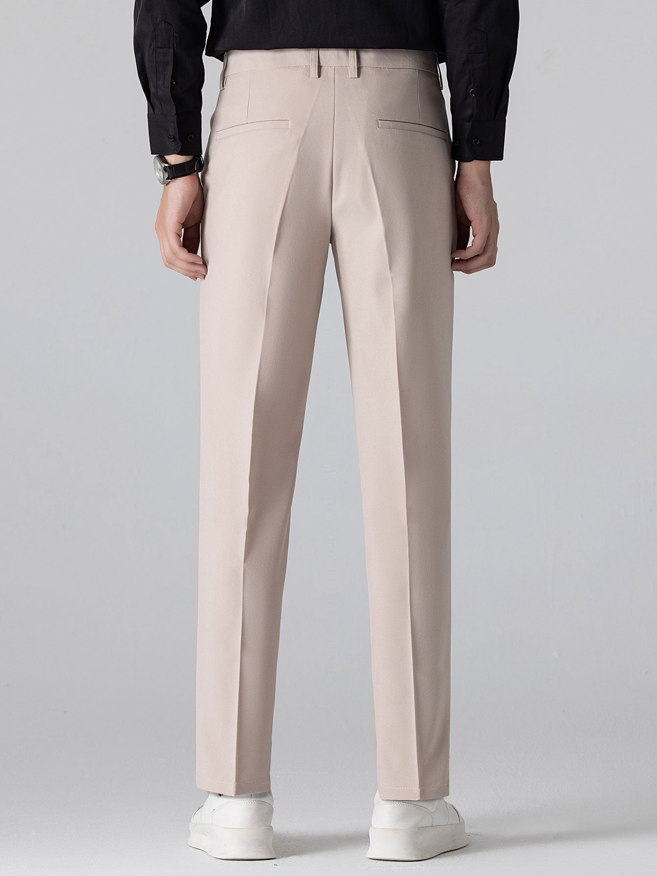 Winchester striped anti-wrinkle shirt and slim-fit trousers