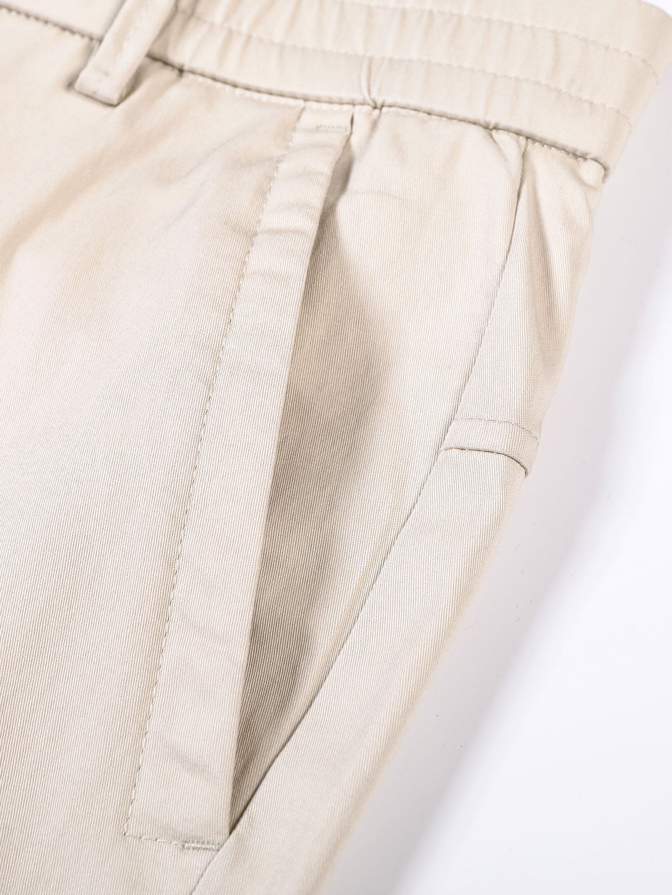 Elastic waistband and straight leg pants