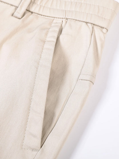 Elastic waistband and straight leg pants