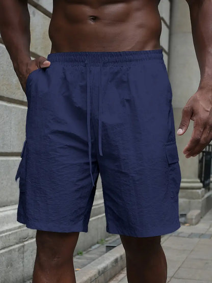 Breathable shorts with elastic waist