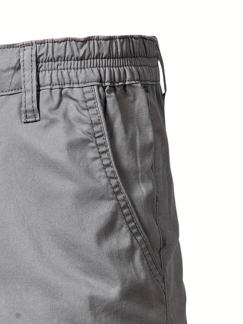 Cotton shorts with pockets