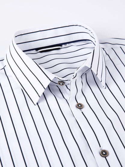 Long sleeve striped shirt with pocket and buttons