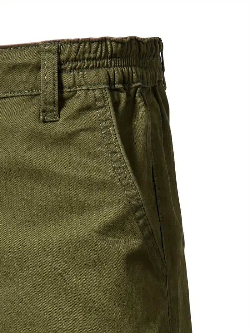 Cotton shorts with pockets