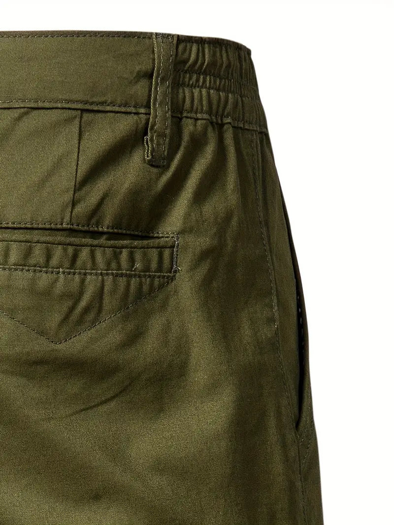 Cotton shorts with pockets