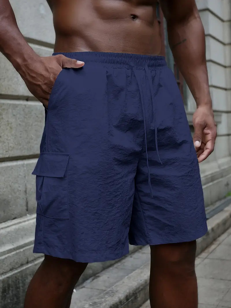 Breathable shorts with elastic waist