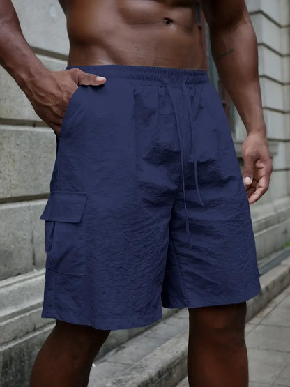 Breathable shorts with elastic waist